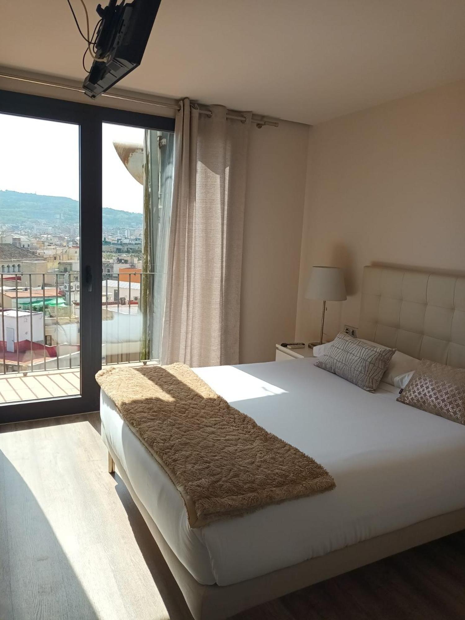 Hotel Monegal Barcelona Quarto foto