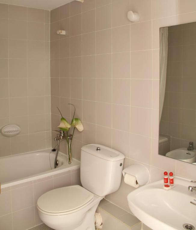 Hotel Monegal Barcelona Quarto foto