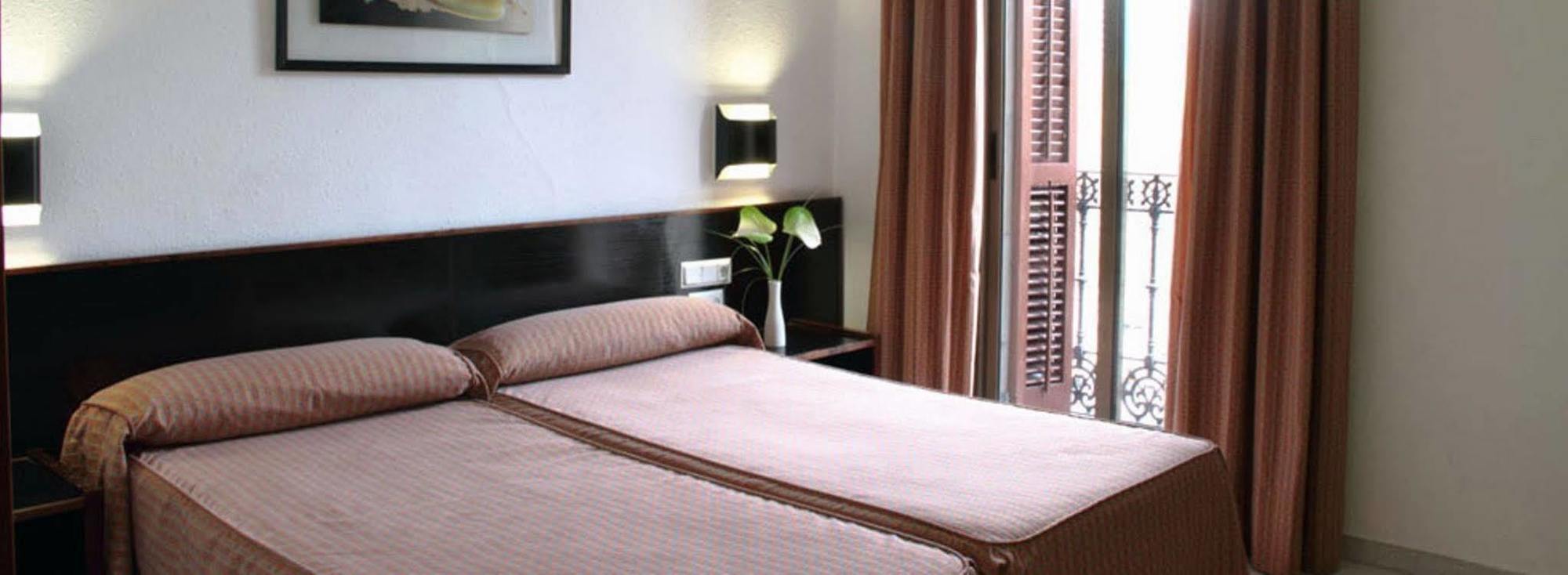 Hotel Monegal Barcelona Exterior foto